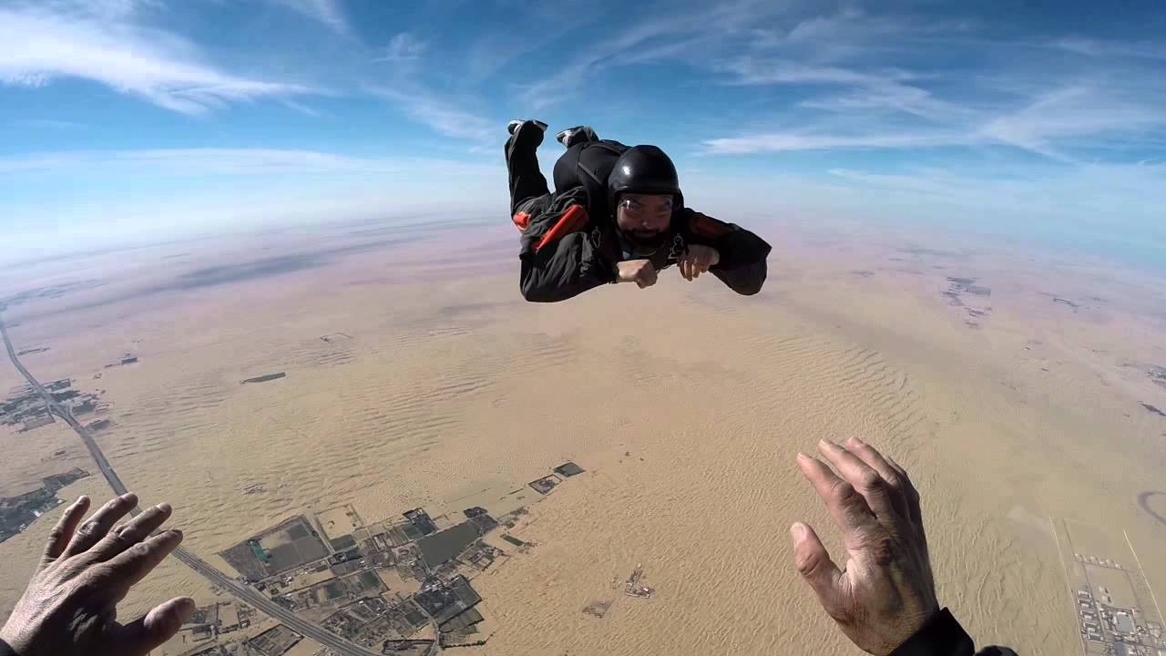 Sky Dive in Desert Dubai